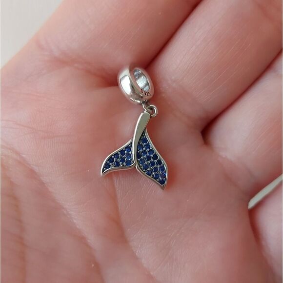 925 Sterling Silver Mermaid Tail Charm - Picture 3 of 8